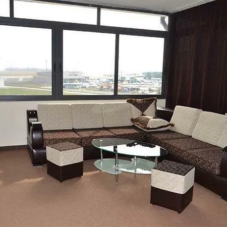 Verzaci Hotel Rinas